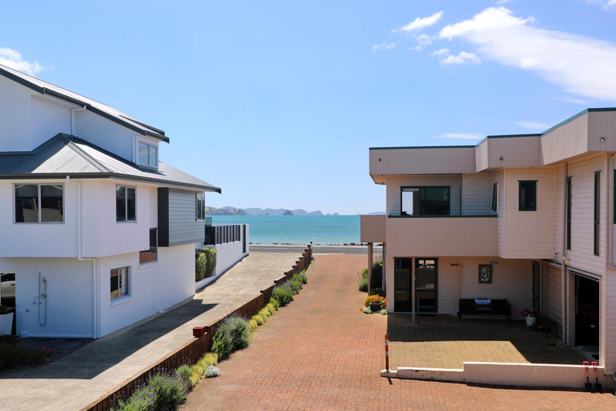 Blue Marlin Apartments フィティアンガ エクステリア 写真